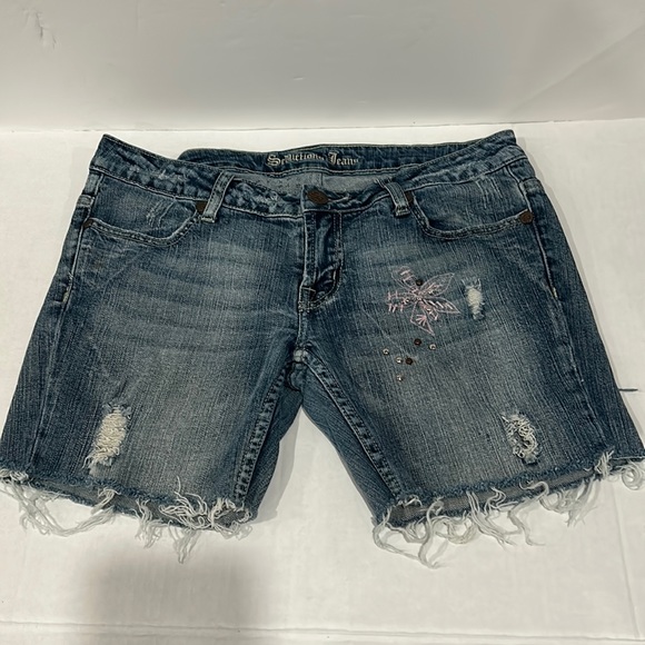 Women’s blue low rise bermuda denim short size 7 - Picture 1 of 9